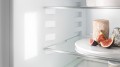 imgi_48_liebherr-CUDC25_C Convenient height adjustment lass shelves.jpeg