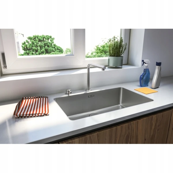 Bateria podokienna Franke Mythos window outdoor spray stal szlachetna
